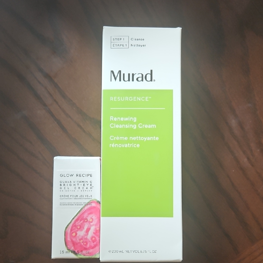 Murad Resurgence Renewing Cleansing Cream - Green and White